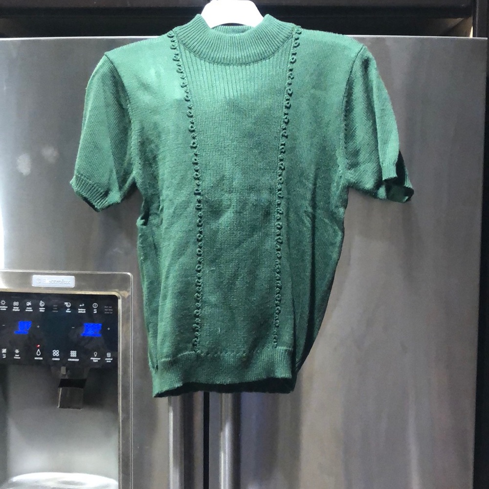Green vintage sweater size M.
